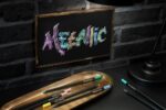 Creioane colorate triunghiulare black edition metalizate Faber-Castell 12 culori/set