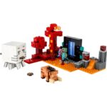 AMBUSCADĂ ÎN PORTALUL NETHER 21255 - LEGO21255