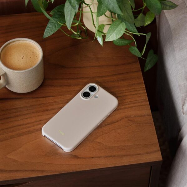 Beats iPhone 17 Case with MagSafe and Camera Control - Lime Stone - MGK34LL/A