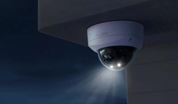 Camera de supraveghere Reolink POE P437 Senzor: 1/2.8" CMOS Rezolutie