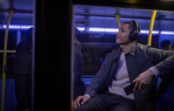 Casti Wireless Over-Ear Sony WH1000XM5B - WH1000XM5B.CE7