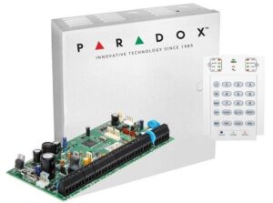 Centrala Paradox SP6000+; 8 zone pe placa (16 cu dublare zona ATZ) - SP6000+/CUTIE/K10