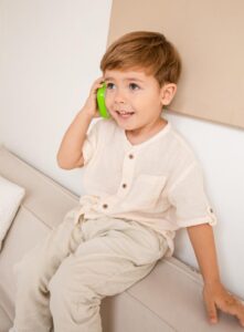 JUCARIE-TELEFONUL INTELIGENT - KH03/002-RO