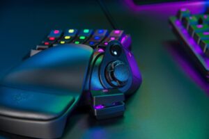 Keypad gaming Razer Tartarus Pro, switch optic analog progresiv - RZ07-03110100-R3M1