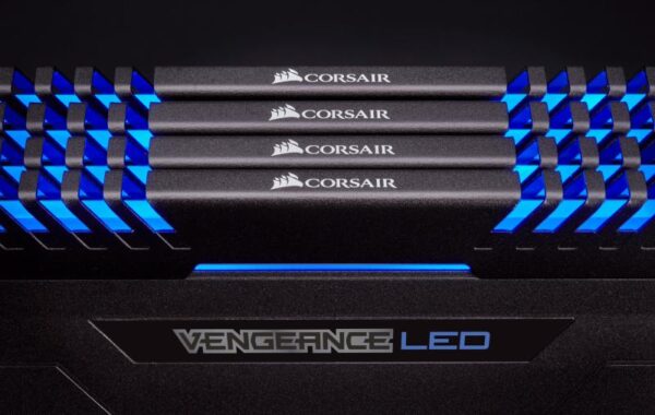 Memorie RAM Corsair Vengeance LED, DIMM, DDR4, 16GB (2x8GB) - CMU16GX4M2C300C15B