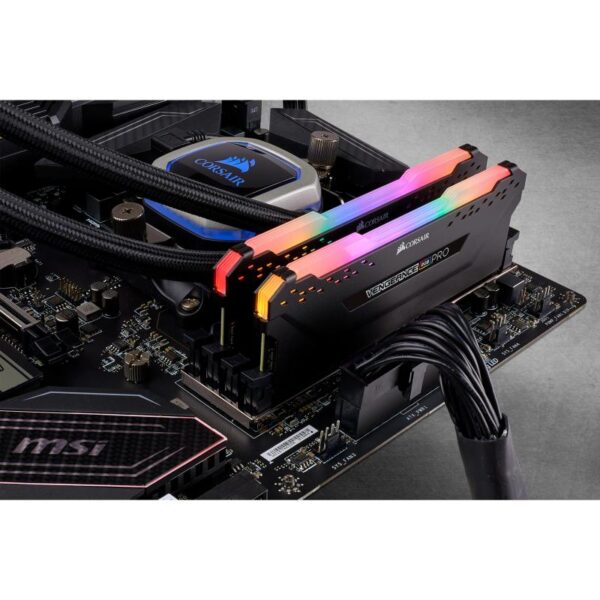 Memorie RAM Corsair VENGEANCE RGB PRO, DIMM, DDR4, 16GB (2x8GB) - CMW16GX4M2C3200C16