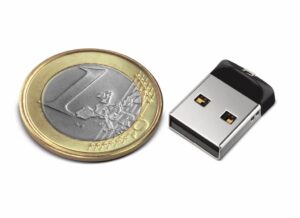 Memorie USB Flash Drive SanDisk Cruzer Fit, 16GB, 2.0 - SDCZ33-016G-G35