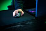 Mouse Razer Naga V2 HyperSpeed Connectivity Razer HyperSpeed Wireless - RZ01-03600100-R3G1