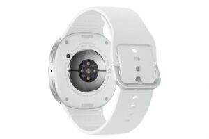 SG Watch8 44mm 1.47" L335 (eSIM Cellular) Silver / White strap - SM-L335NZSAEUE
