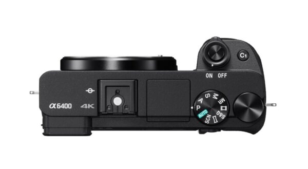 SONY ILCE6400MB.CEC - ALPHA 6400 MIRRORLESS CAMERA WITH 18-135MM LENS