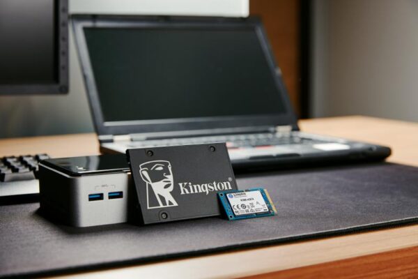 SSD Kingston KC600, 512GB, 2.5", SATA III - SKC600MS/512G