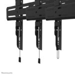 Suport fix pentru stalp Neomounts WL30S-910BL16; pentru display-uri cu diagonale