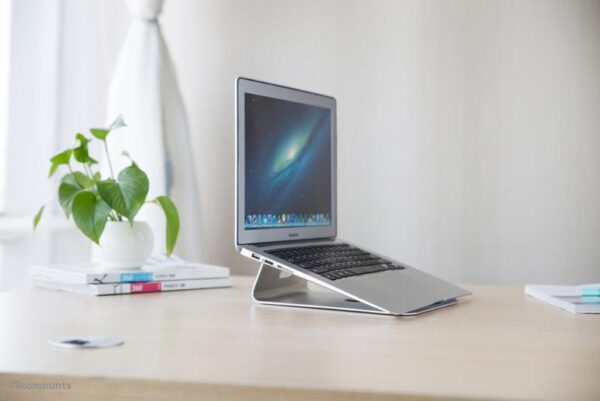 Suport Laptop Neomounts by Newstar NSLS025, aluminiu