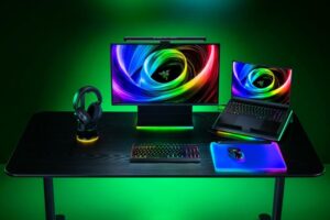 Tastatura wireless Razer Blackwidow V4 TKL HyperSpeed - RZ03-05480100-R3M1