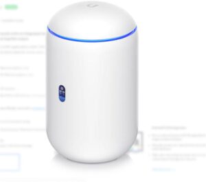Ubiquiti UniFi Dream Router, High‐Performance Dual Band - UDR