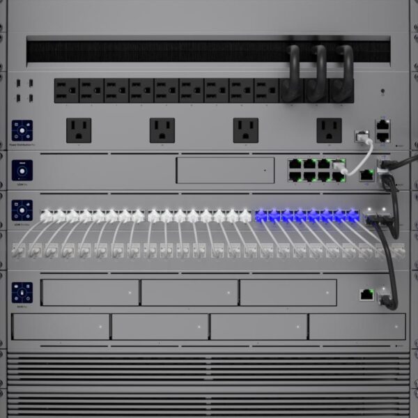Ubiquiti Unifi Pro Max, Ethernet In-Band, (16) porturi GbE RJ45 - USW-PRO-MAX-24