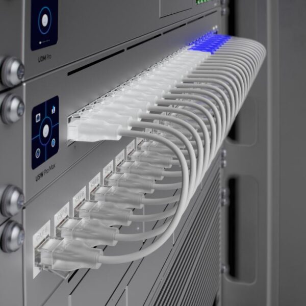 Ubiquiti Unifi Pro Max, Ethernet In-Band, (16) porturi GbE RJ45 - USW-PRO-MAX-24