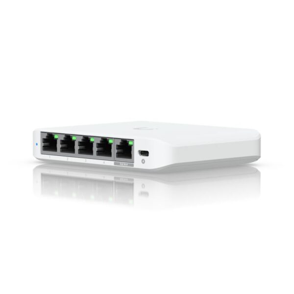Ubiquiti USW-Flex-2.5G-5, 5 porturi RJ45 1/2.5 GbE, capacitate 25 Gbps
