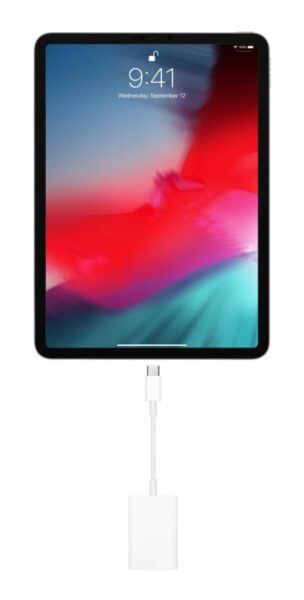 USB-C to SD Card Reader - MW653ZM/A